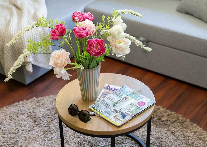 Apartament Cozy With Self Check-in & Free Parking Parnawa