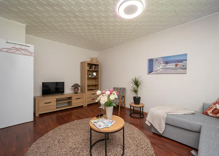 Apartament Cozy With Self Check-in & Free Parking